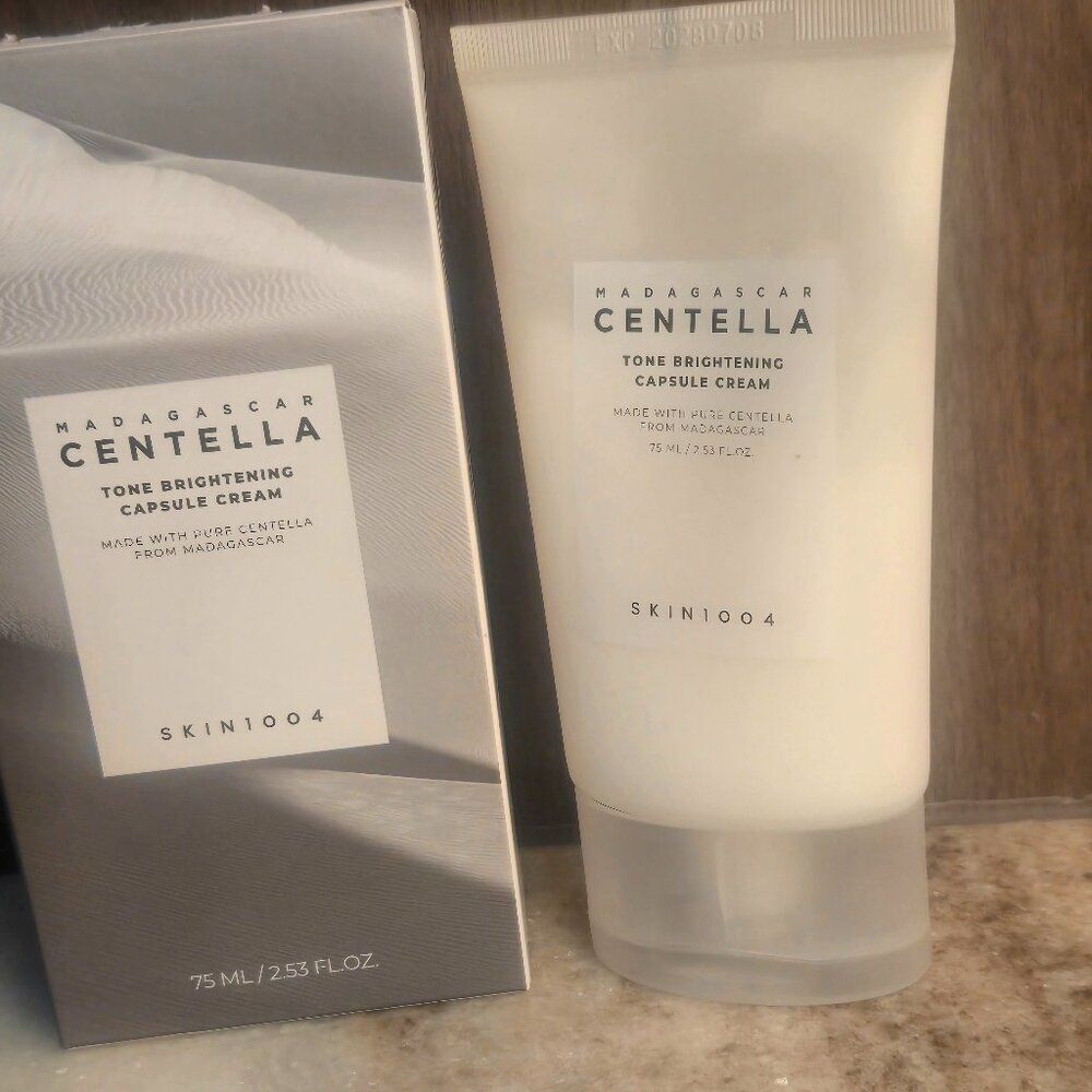 Madagascar Centella Tone Brightening Capsule cream